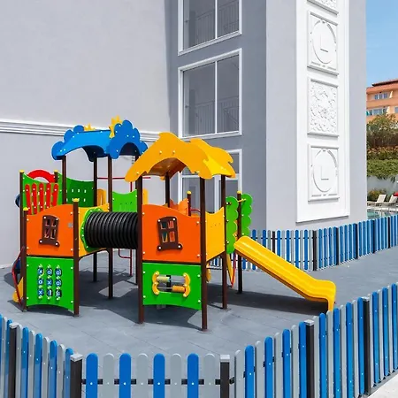Siena Premium Retreat فندق لوزينيتس